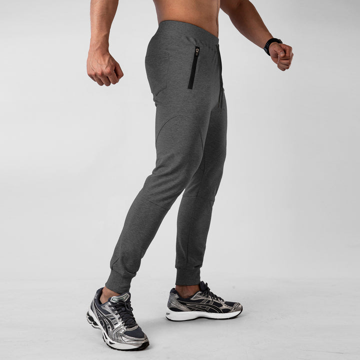 Performance-Jogginghose mit schmaler Passform und Reißverschlusstaschen