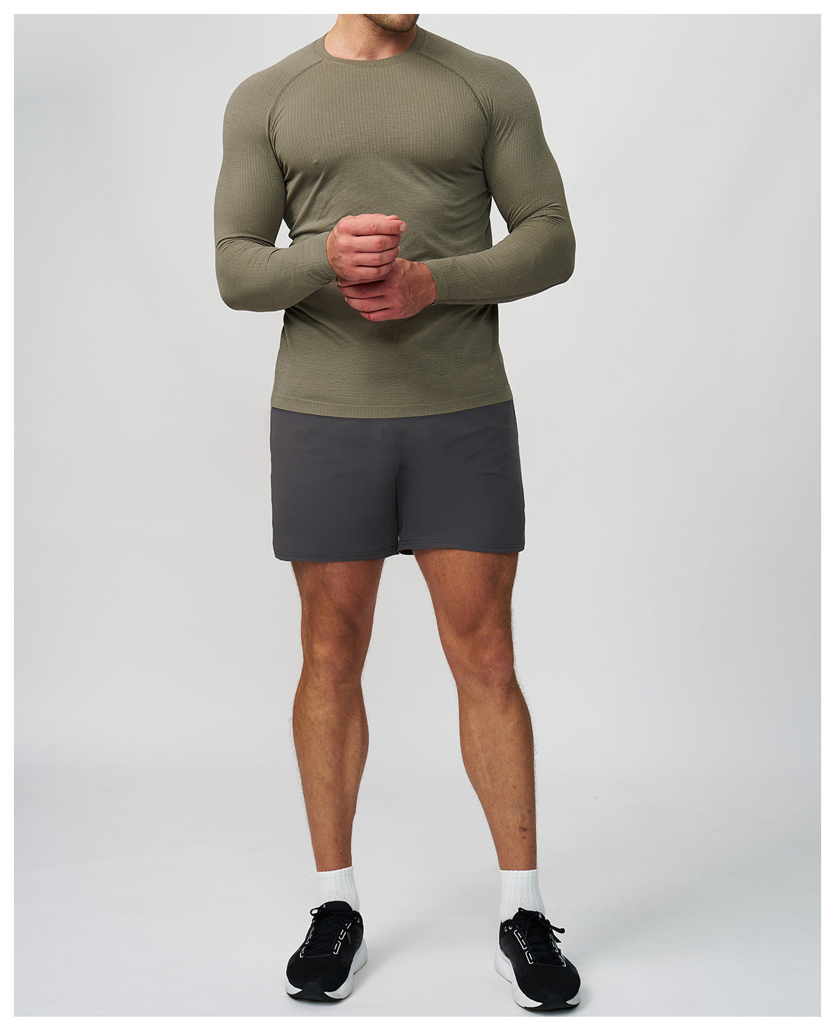 Men's Seamless Quick Dry Long Sleeve Training Shirt-thumbmail-3