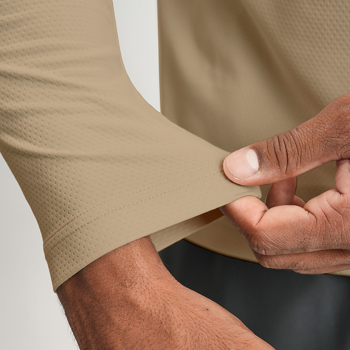 Men's Long Sleeve Breathable Athletic Shirt-thumbmail-5