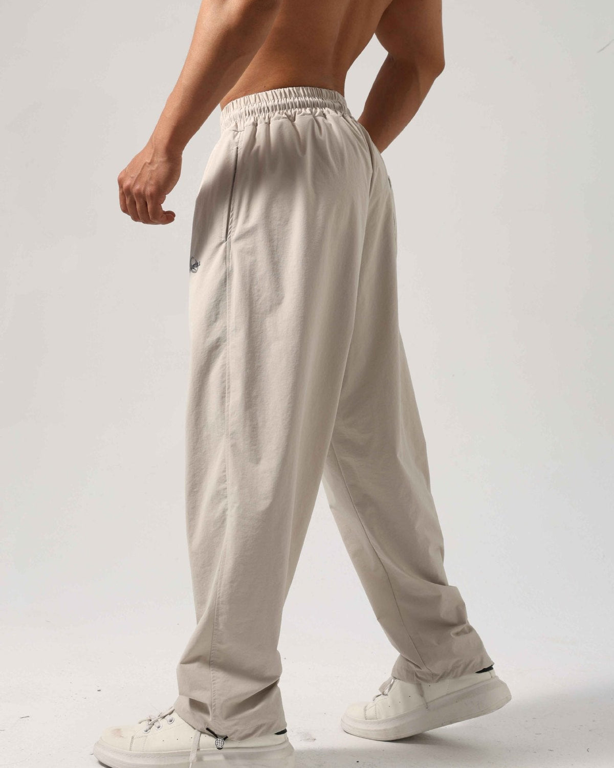 Men’s Relaxed Fit Drawstring Hem Track Pants-thumbmail-15