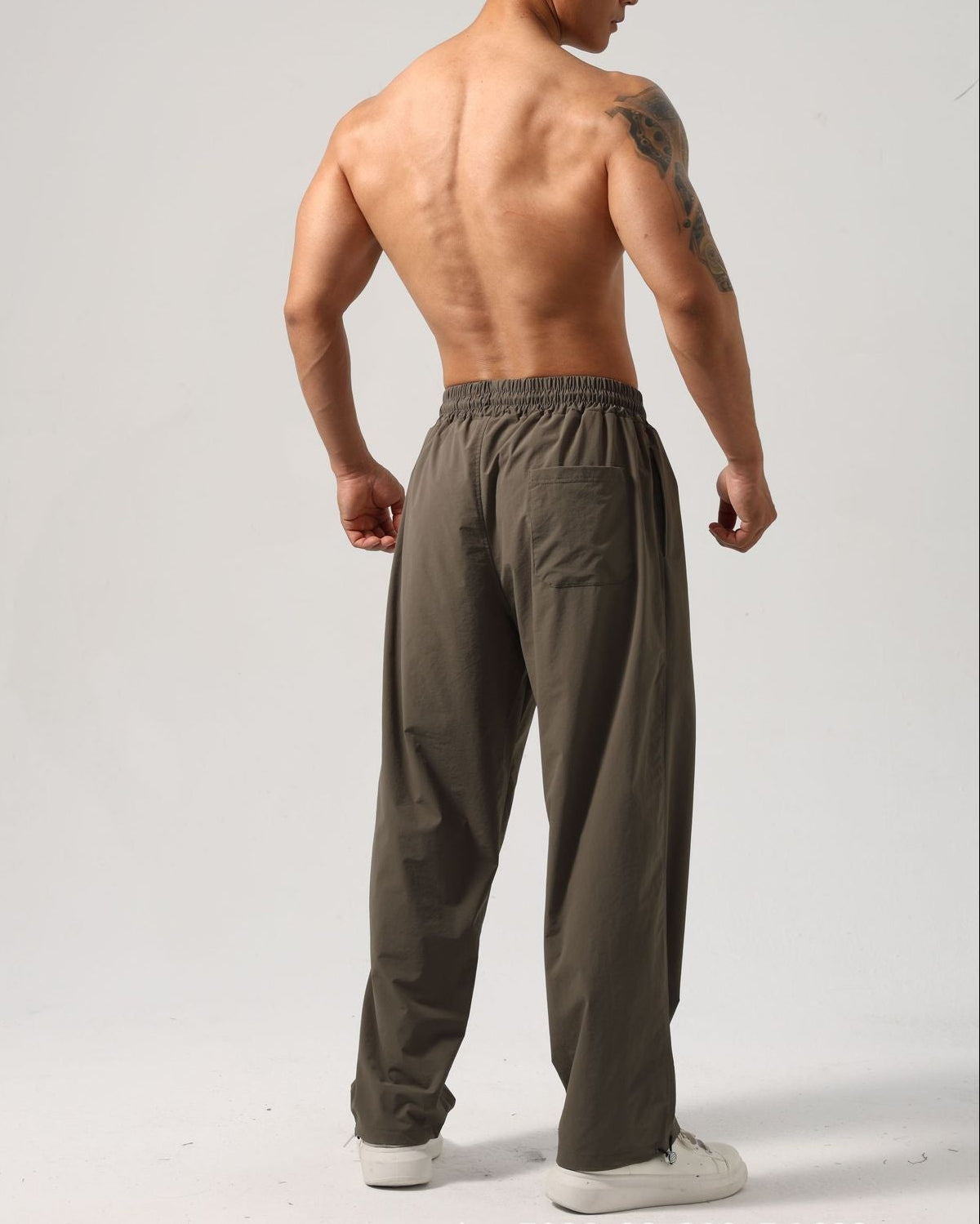 Men’s Relaxed Fit Drawstring Hem Track Pants-thumbmail-10