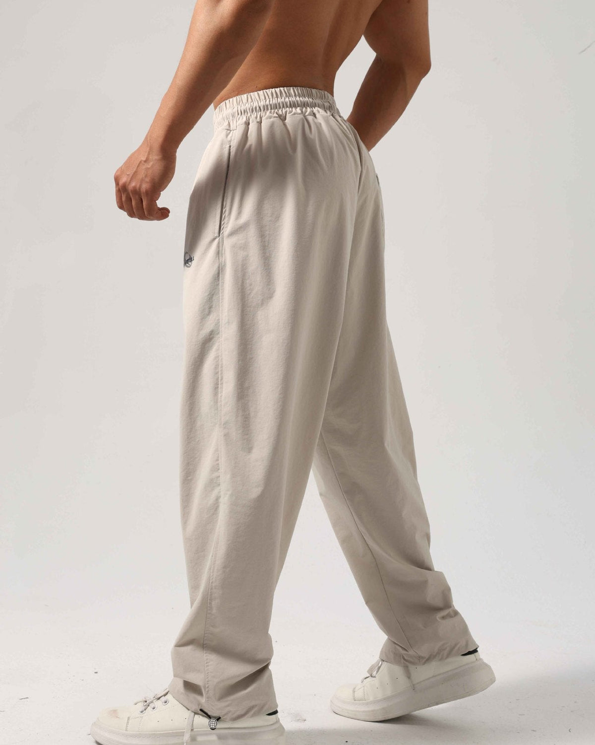 Men’s Relaxed Fit Drawstring Hem Track Pants-thumbmail-19