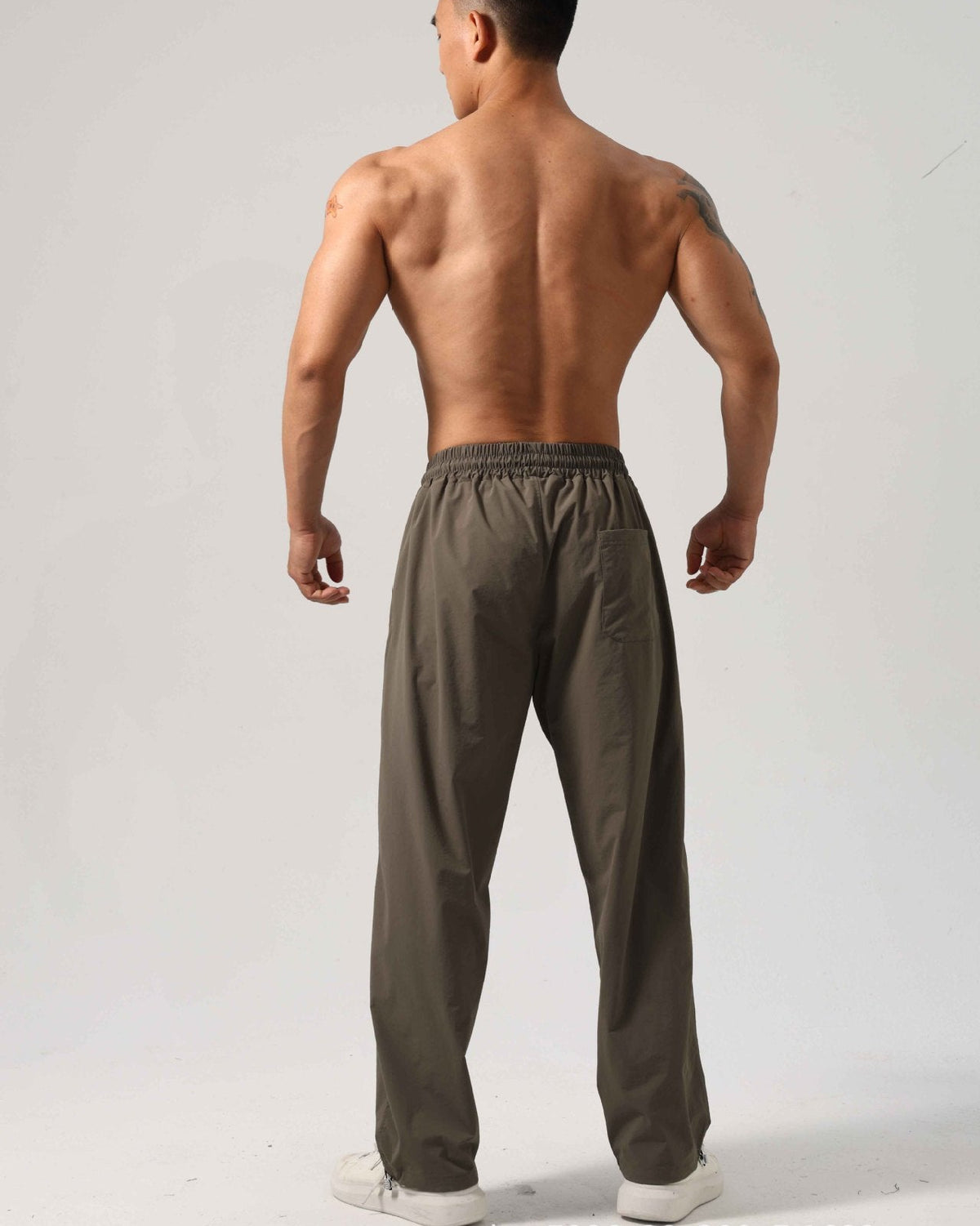 Men’s Relaxed Fit Drawstring Hem Track Pants-thumbmail-25
