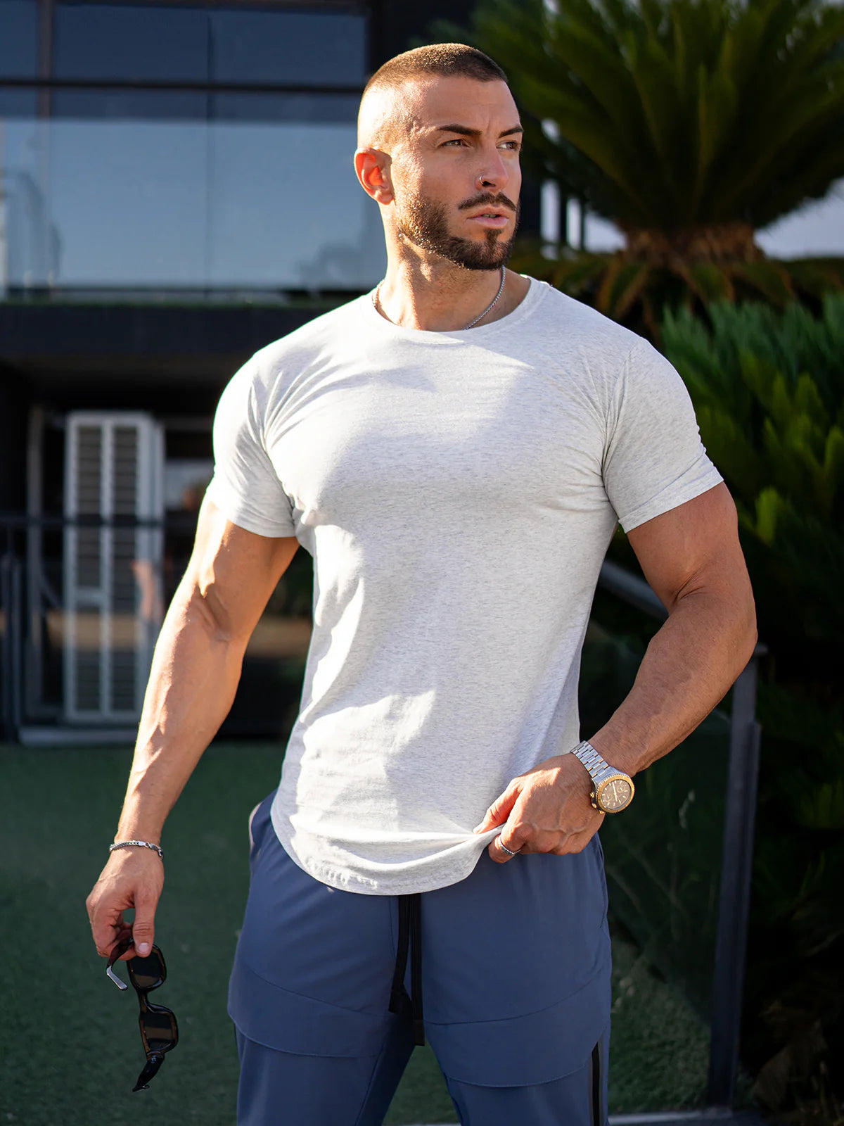 Kore Curved Hem T-shirt Muscle Fit Crew Neck - Ahaselected