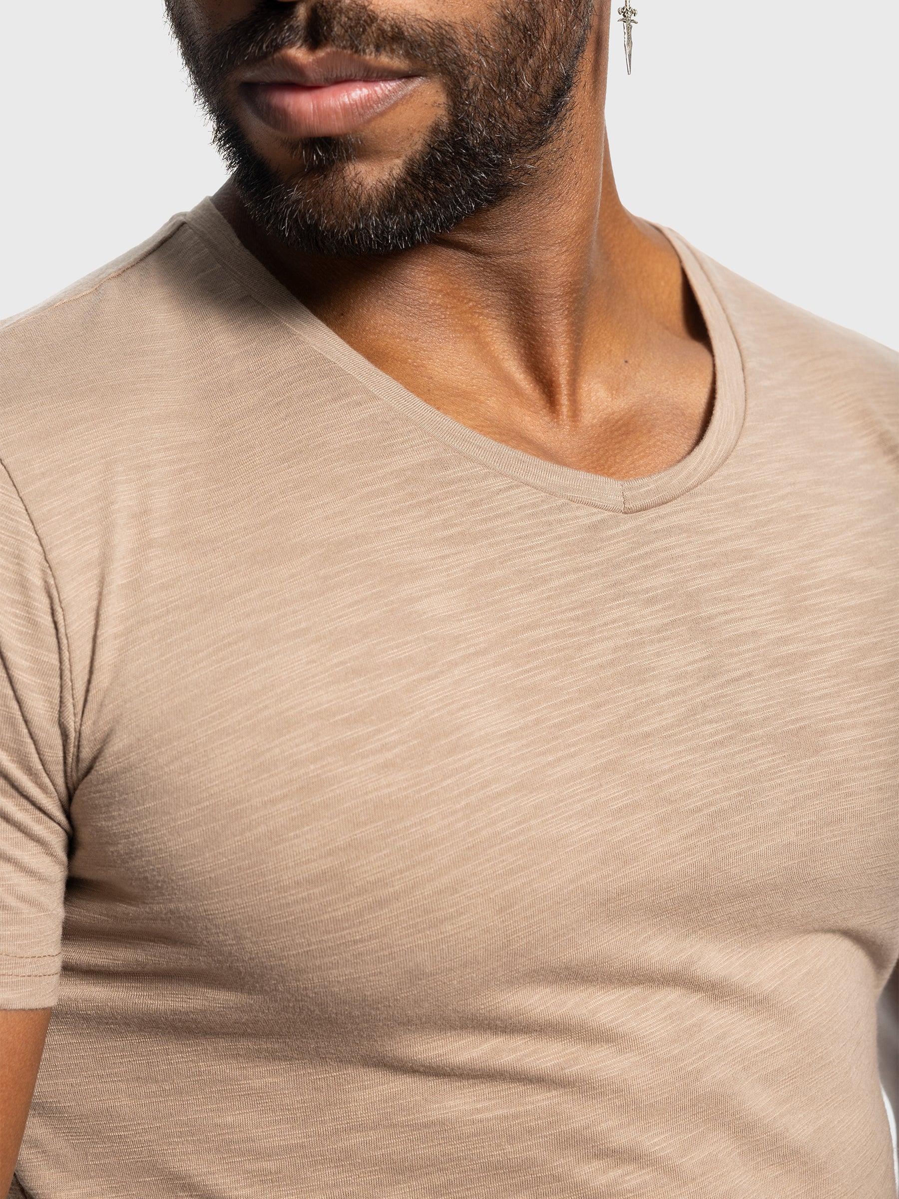 Slub V-neck Stretch T-shirt - Ahaselected