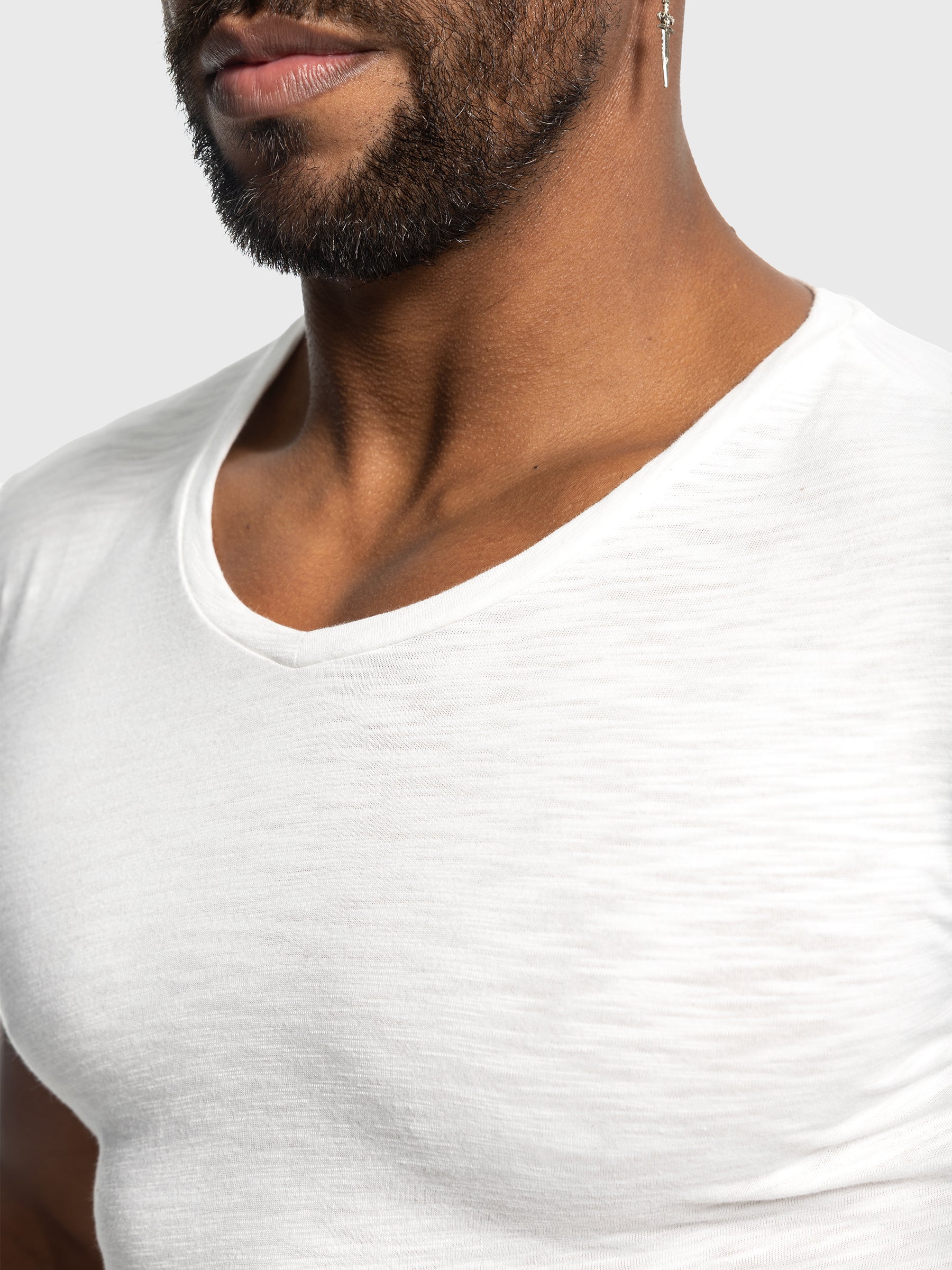 Slub V-neck Stretch T-shirt - Ahaselected