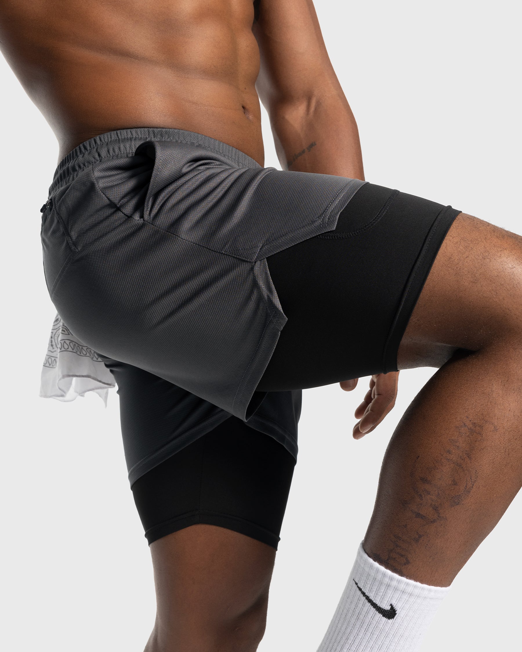 7" Kinetic Pocket Lined 2 in 1 Mesh Stretch Short - Ahaselected