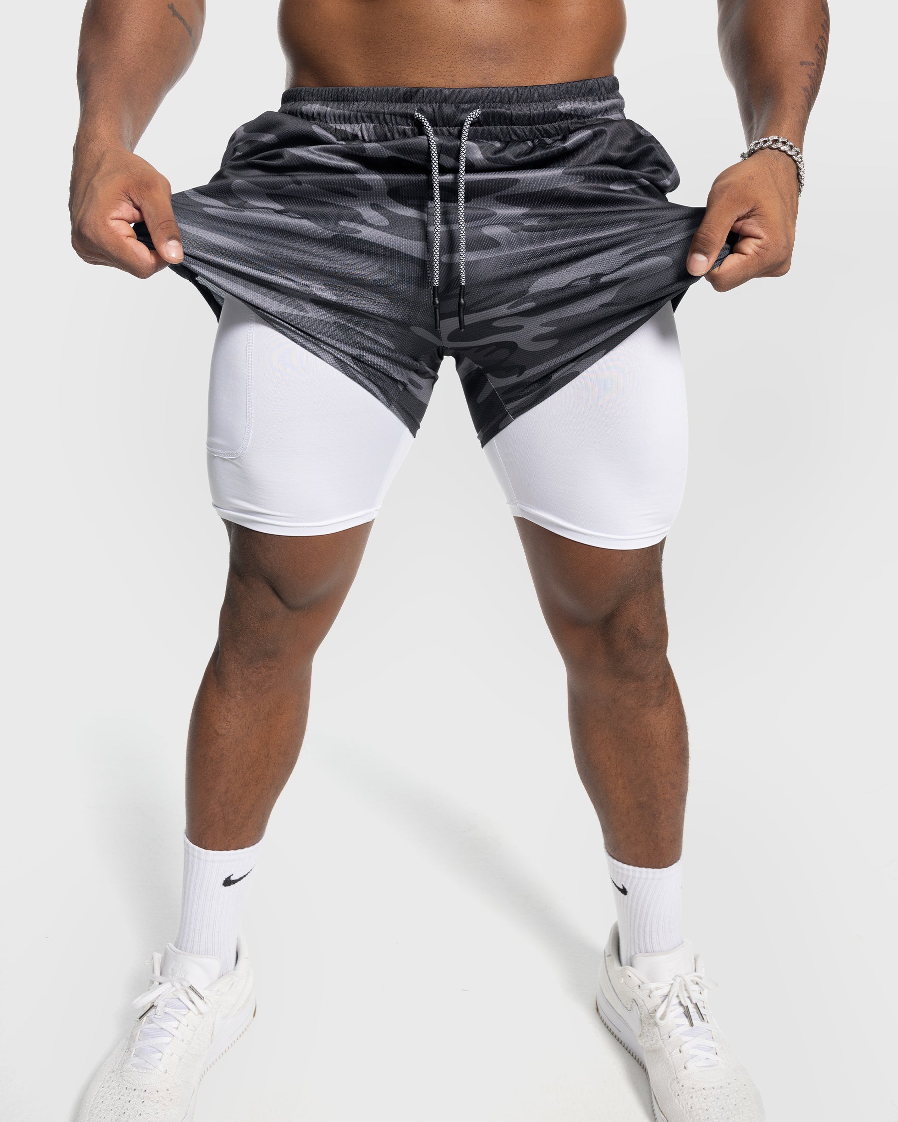 7" Kinetic Pocket Lined 2 in 1 Mesh Stretch Short - Ahaselected
