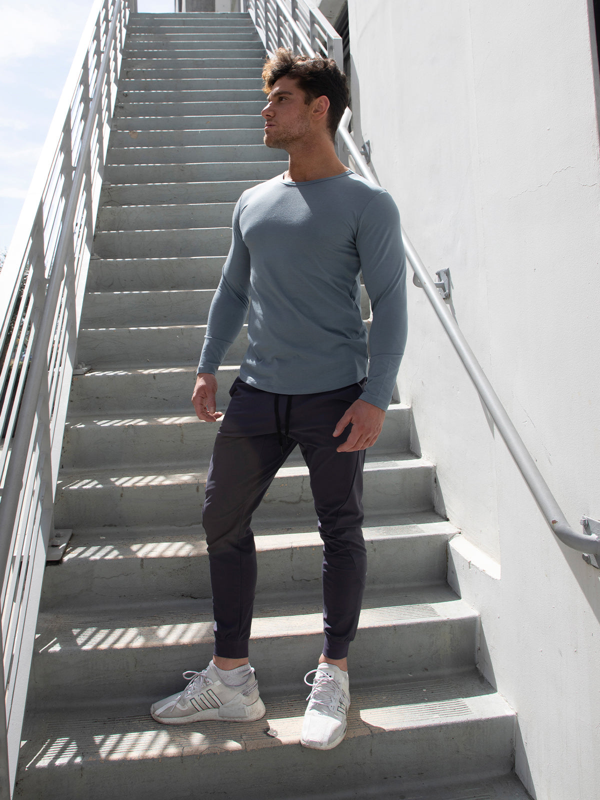 All Day Elite Curve-Hem Tee Stretch Long Sleeve - Ahaselected
