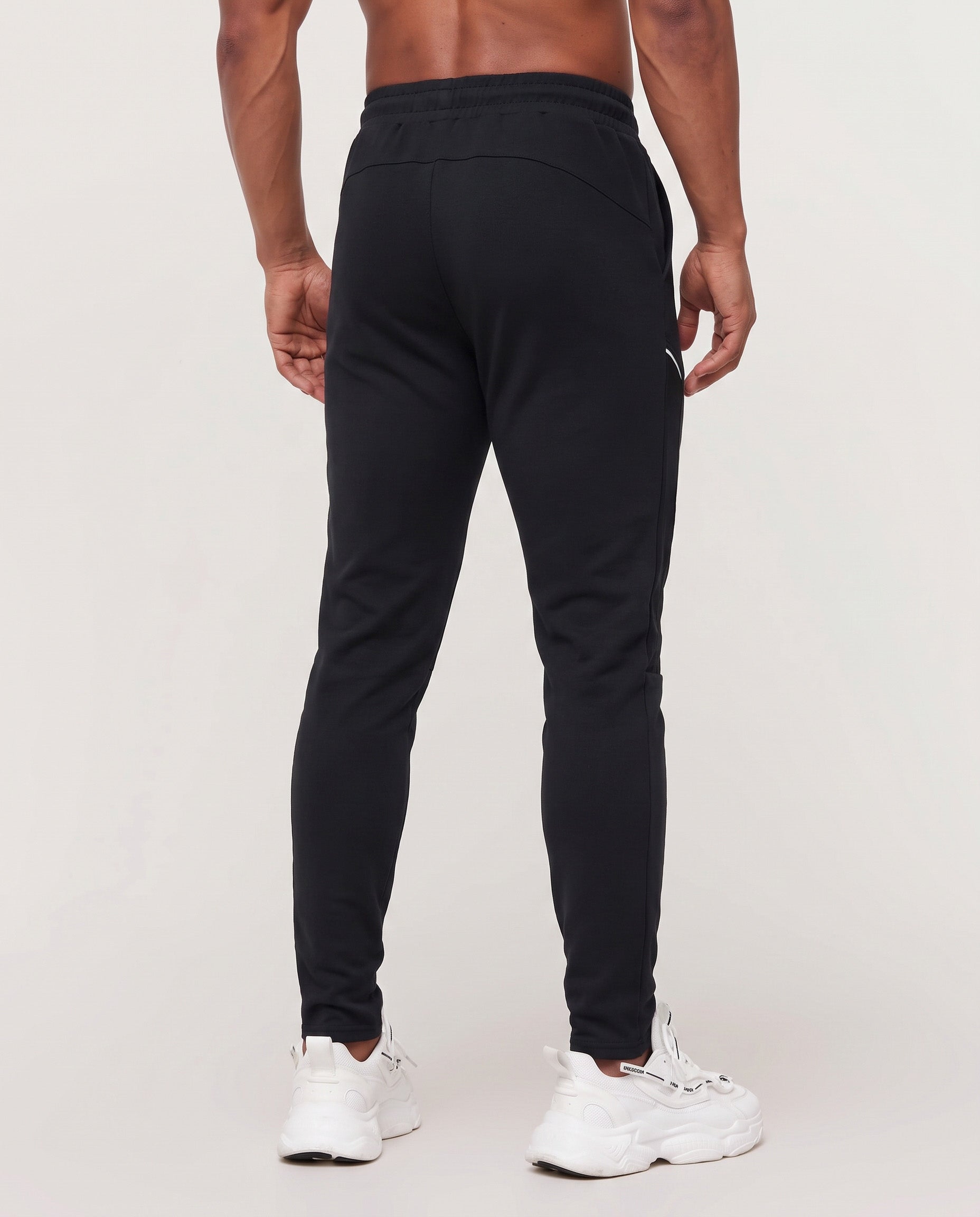 Pantalon de survêtement Performance polyvalent, essentiel toute saison, pour la récupération du week-end
