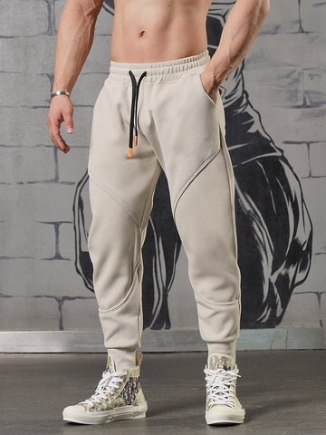 M's Motion Sweatpant Loose fit Tapered Jogger