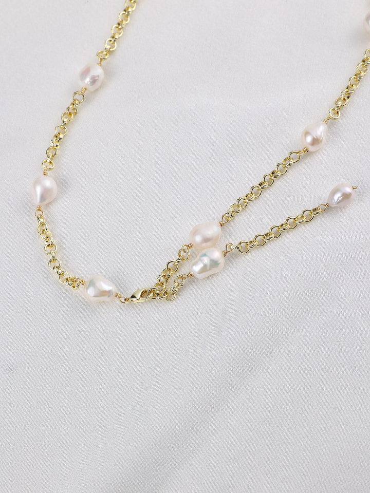 Pearl Metal Necklace