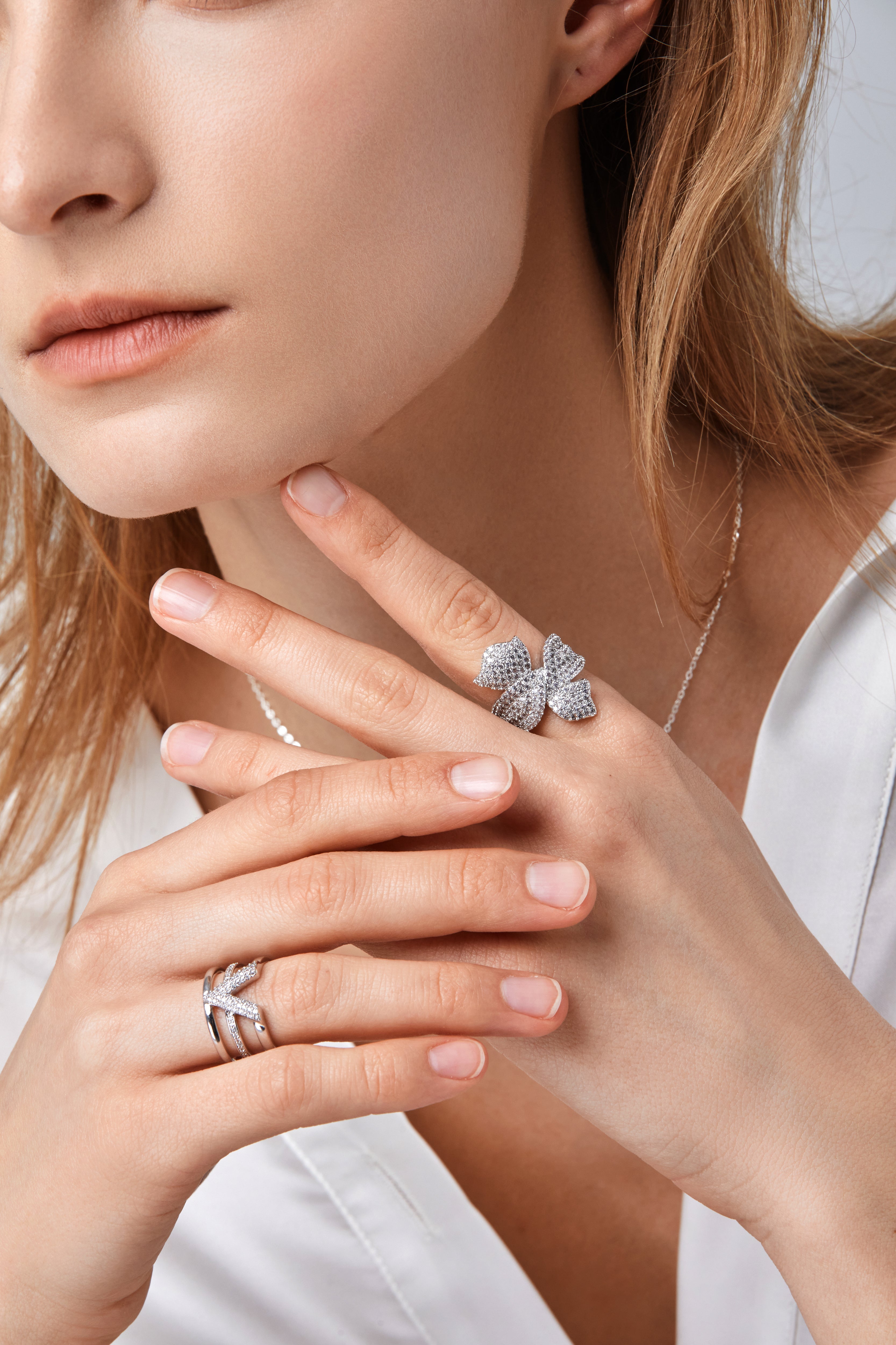 Delightful Bow Crystal Ring - AhaAha