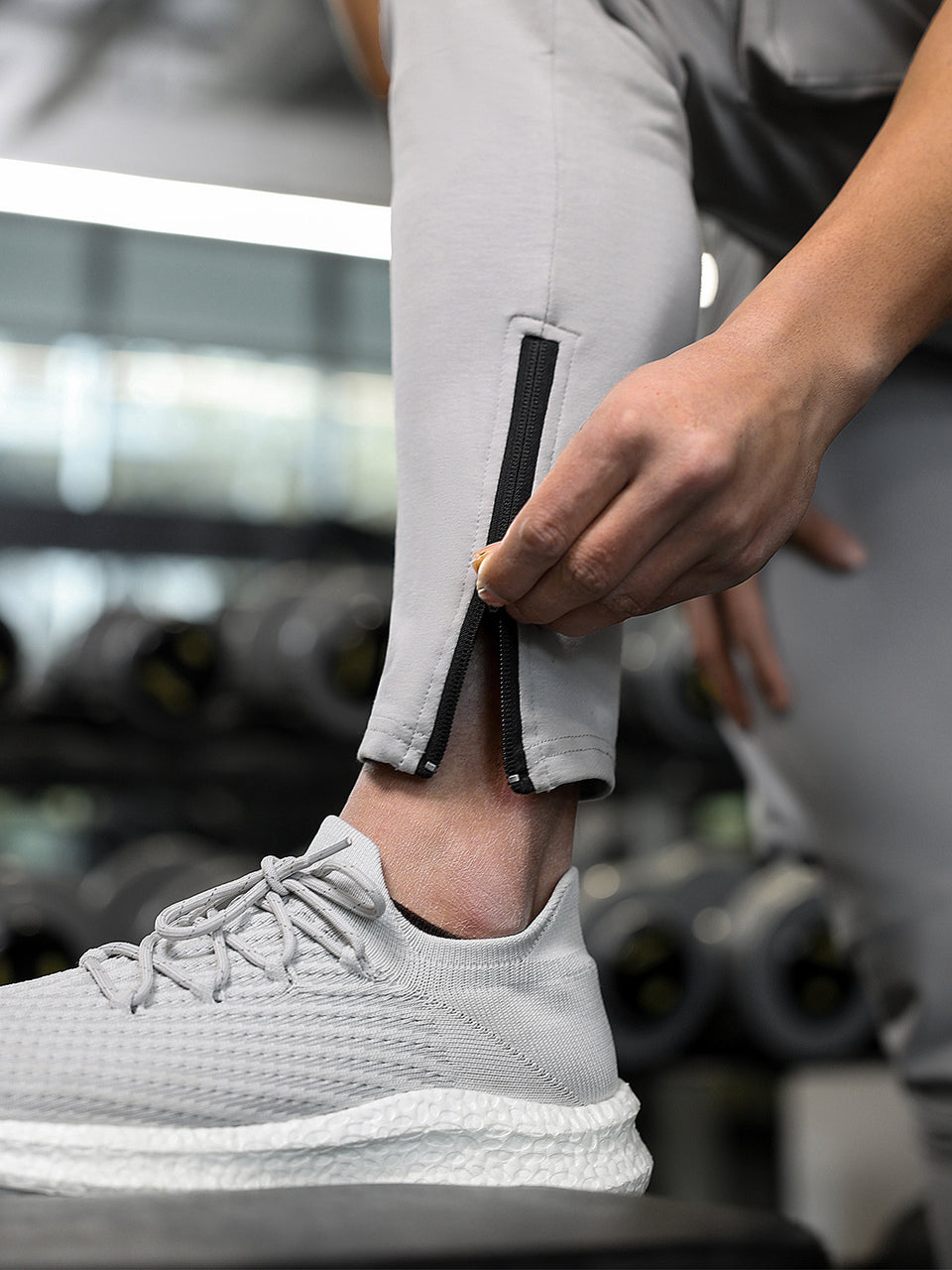 Delta Cargo Training Jogger For Tactical Fitness Enthusiasts With 4-Way Stretch And Zip Pockets