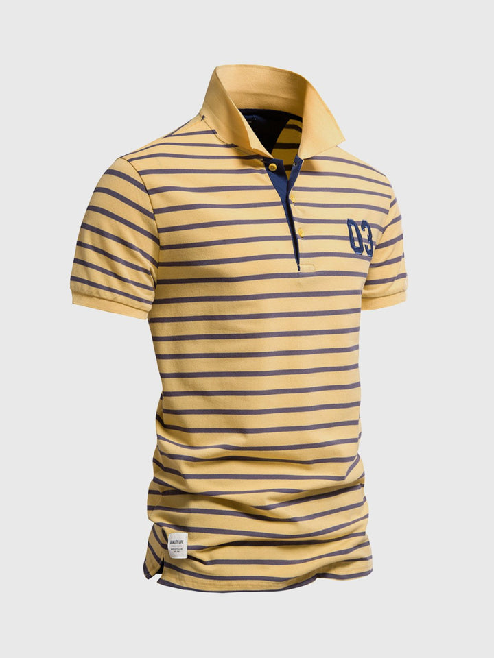 Polo de rayas de corte clásico